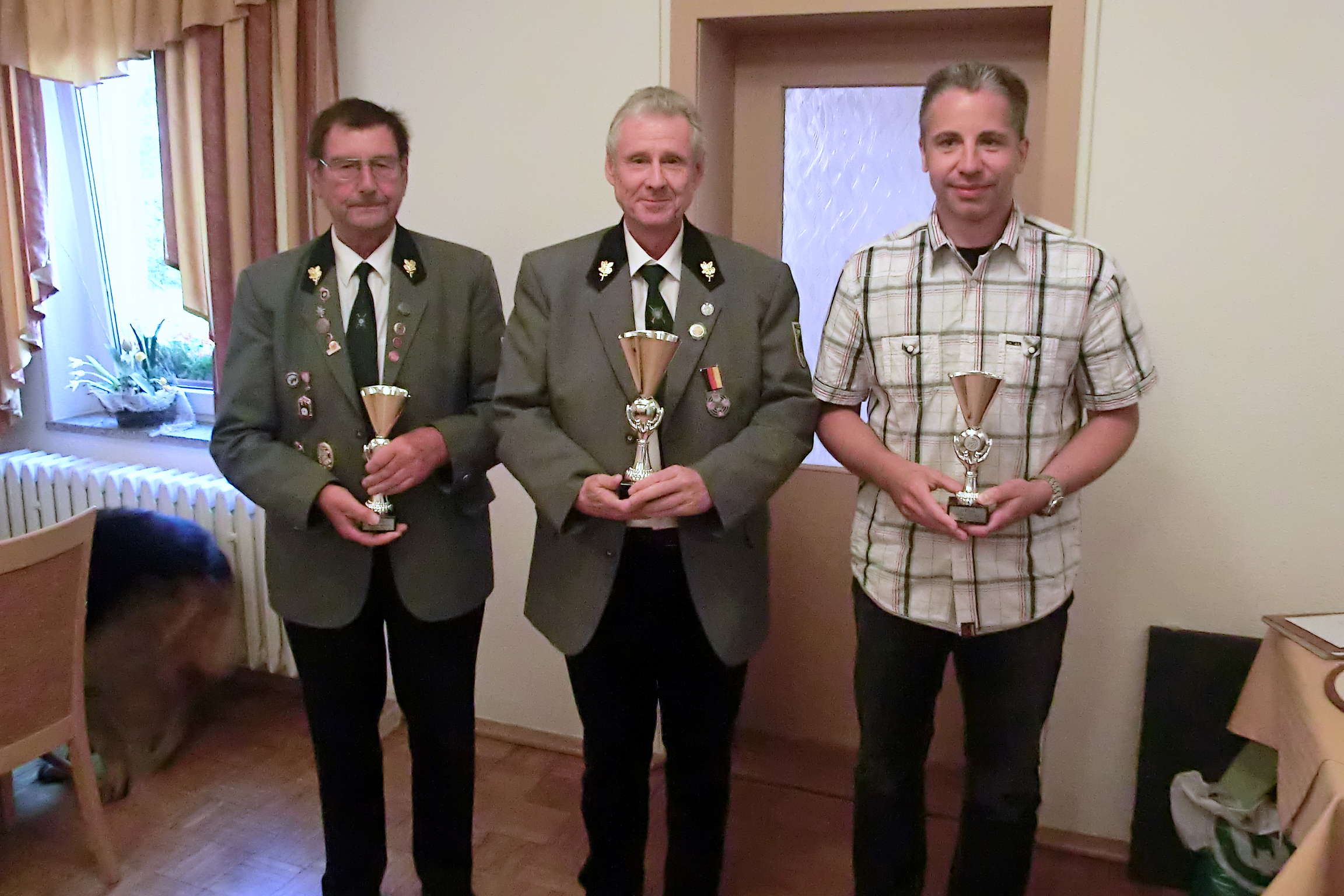 Becherschieen 2012 KK-Pistole