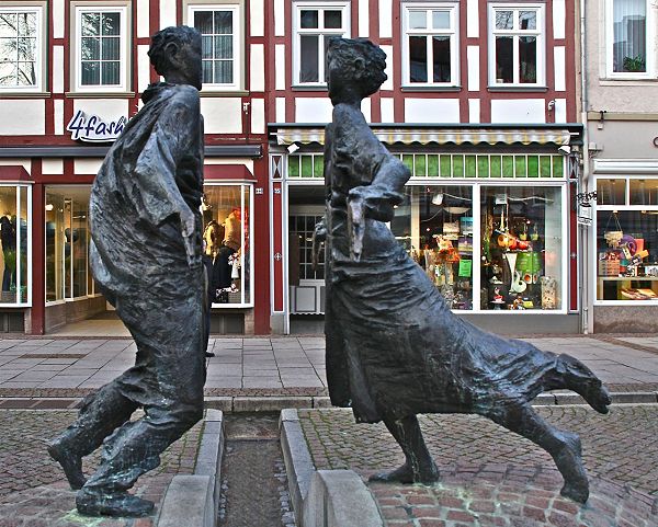 der-Wiedervereinigungsbrunnen-in-Duderstadt der-Wiedervereinigungsbrunnen-in-Duderstadt